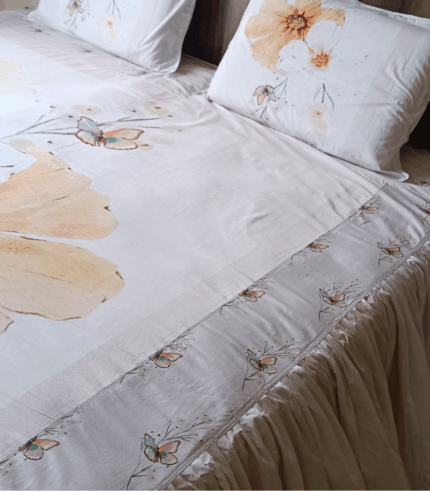 TENDER PEACH FLORAL DIGITAL PRINT BED COVER WITH FRILLS | PREMIUM COTTON POPLIN 210 TC | HAND-SEWN BY WOMEN ARTISANS | KING SIZE 108X108 WITH PILLOW COVERS